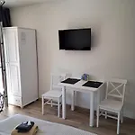 Zamkowe Zacisze Quarto em Acomodações Particulares *