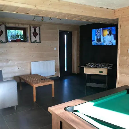 בית אירוח Zamkowe Zacisze שורשטז'ין