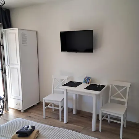 Zamkowe Zacisze בית אירוח *